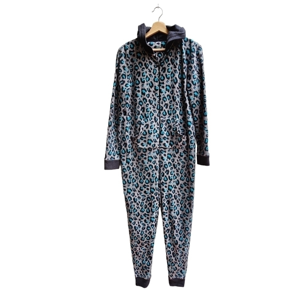 Cuddl Duds Onesie Pajamas in Grey and Turquoise Cheetah Print, Size Small